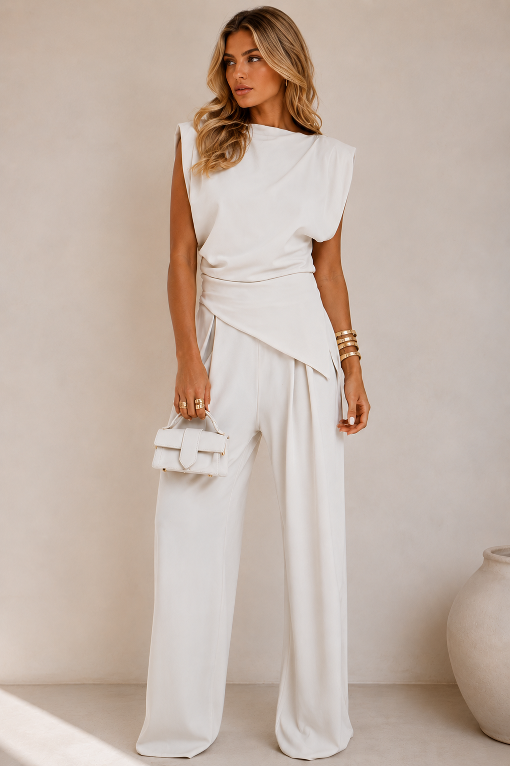 CONJUNTO AMALIA - ESSENTIALS EDITION